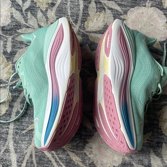 HOKA Women's Mint SkywardX Running Shoes 8.5 - Picture 4 of 13